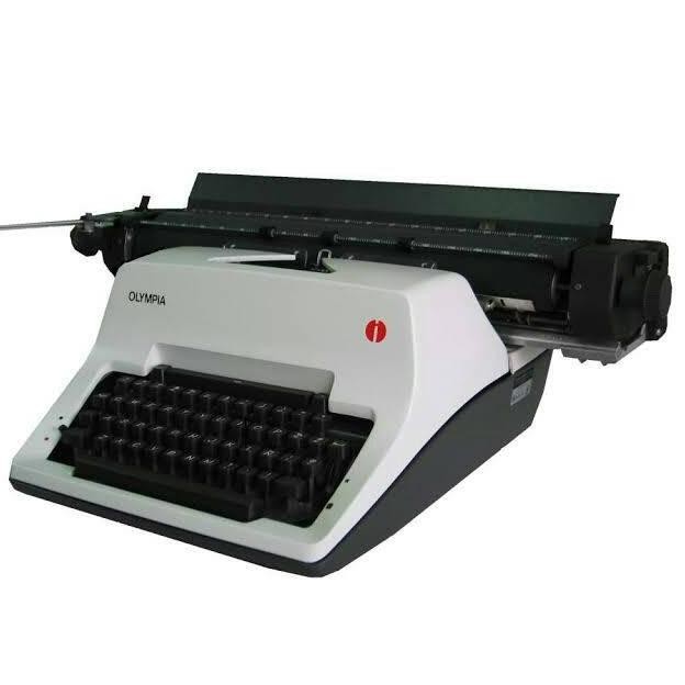 

sale! olympia sg-3 manual 18" ukuran kertas a3, folio - mesin ketik/tik