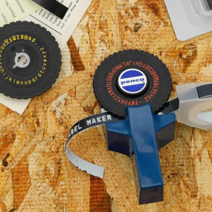 

HighTide Penco Label Maker Tape Writer Emboss Alat Pembuat Label Nama