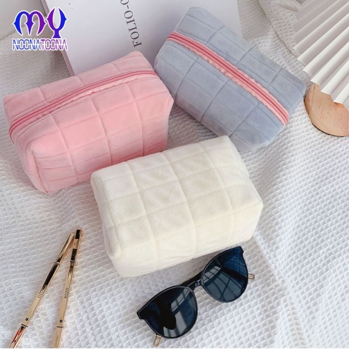 

Pouch Organizer Penyimpanan Kapasitas Besar Tempat Pensil Pouch Kosmetik Cute Pillow