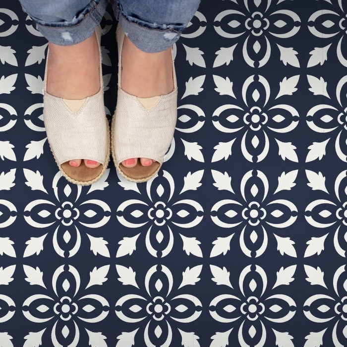 

TERBARU! Stencil Lantai Ukuran 15x15, 20x 20, 30 x 30 cm Motif 13