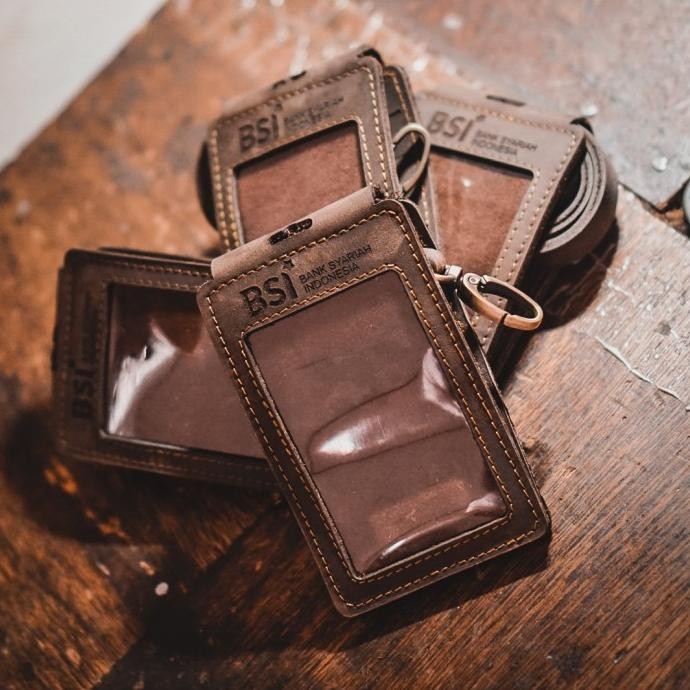 

Id Card Holder Kulit Name Tag Custom Nama & Logo Model G *Free Grafir* Original Dan Terpercaya