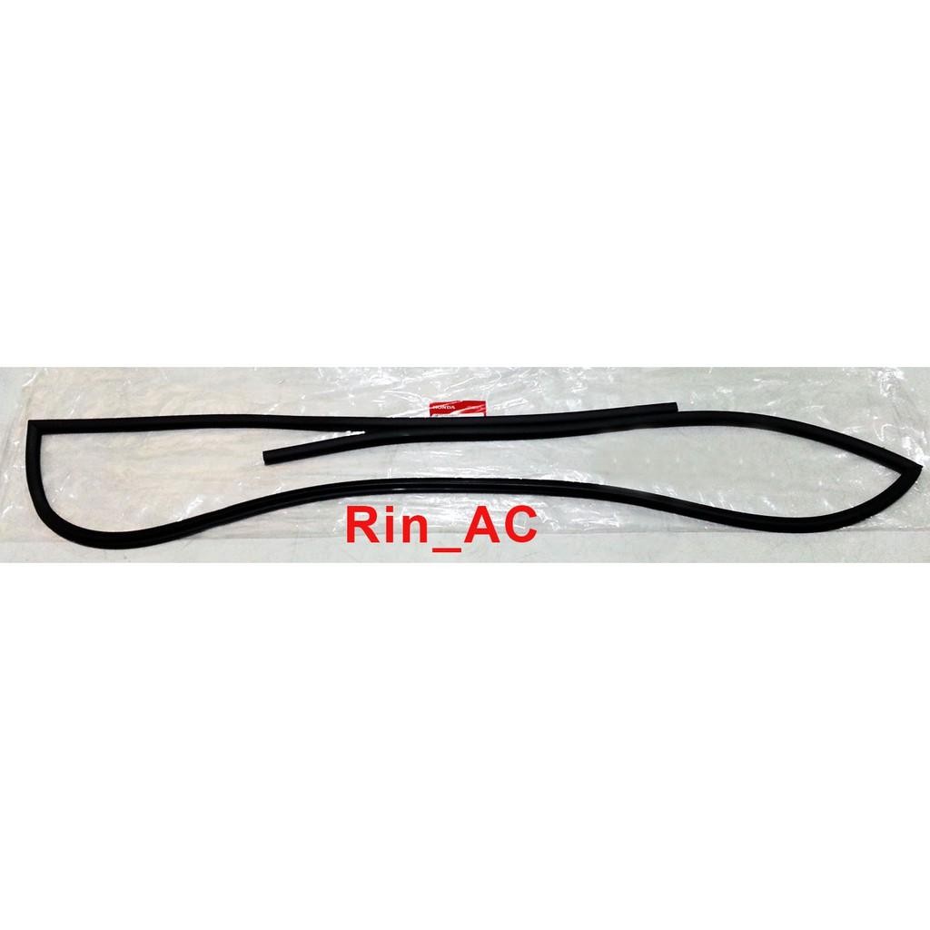 Original Karet Moulding List Lis Kaca Besar Utama Depan Mobil Honda All New Jazz Rs S Ge8 Tahun 2008