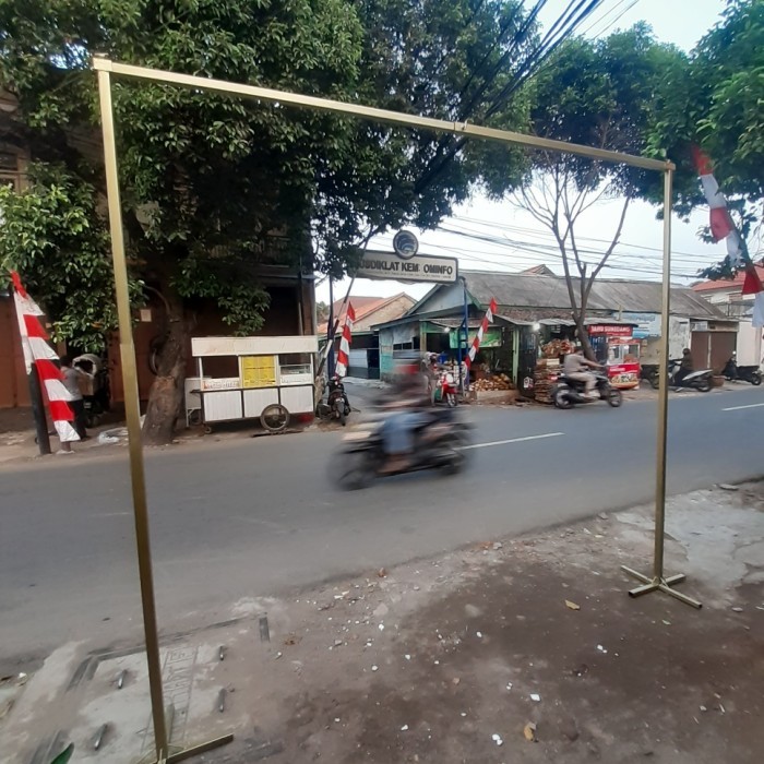 gawangan besi 1 layer backdrop 33m