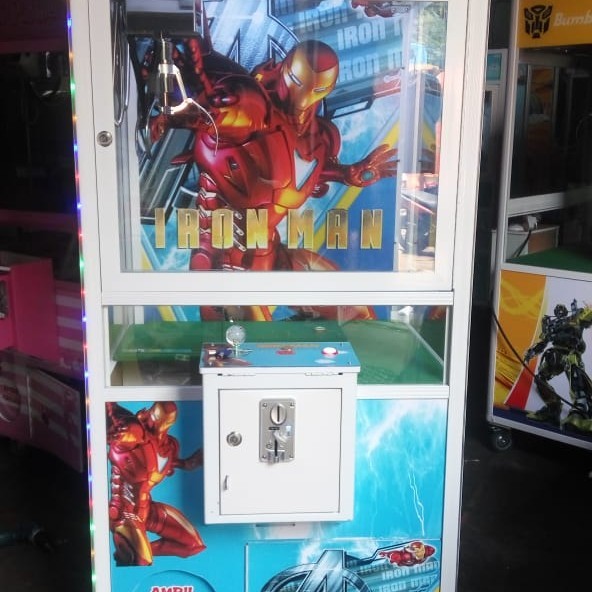 TERJUAL ke Yogya Mesin Capit Boneka Box Impor Iron Man + Koin + ongkir