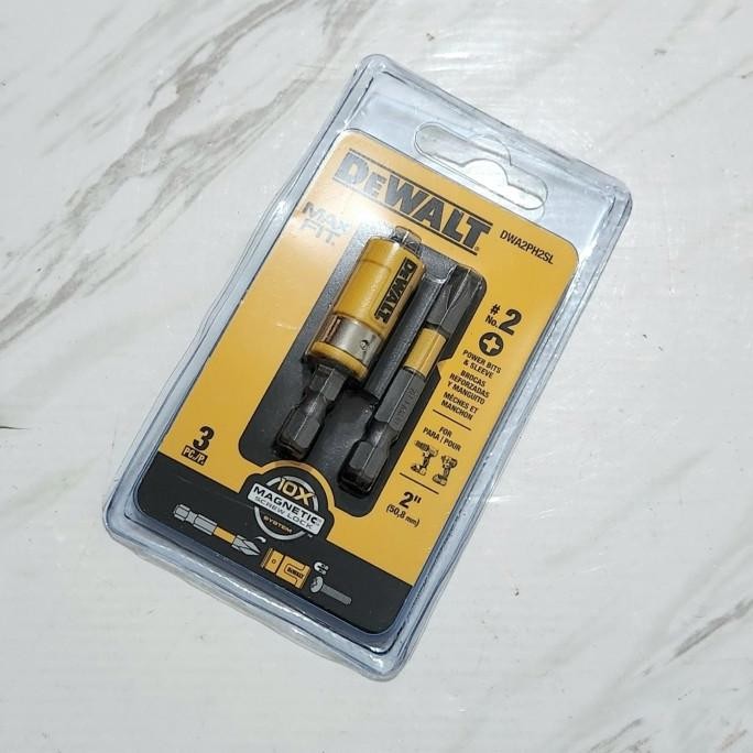 Sale Dewalt Magnetic Sleeve + Power Bits - Mata Obeng Dewalt Cordless