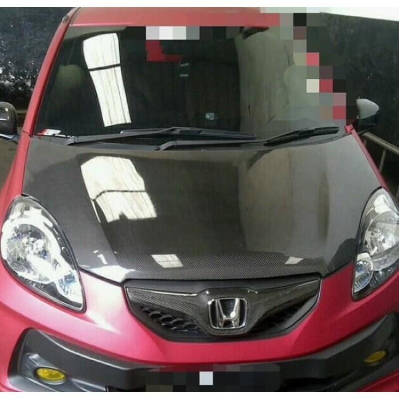 Kap Mesin Honda Brio Old Carbon Kevlar