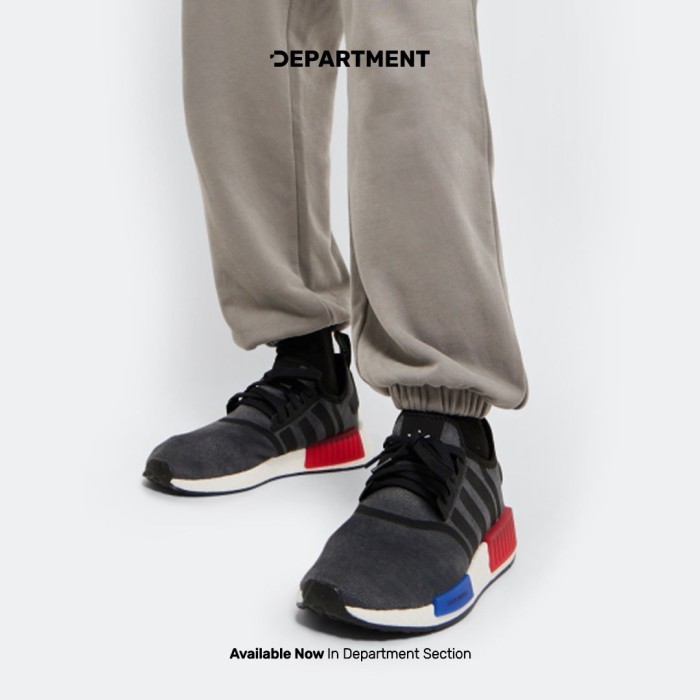 Sepatu Sneakers Unisex ADIDAS NMD R1 HQ4452 ORIGINAL