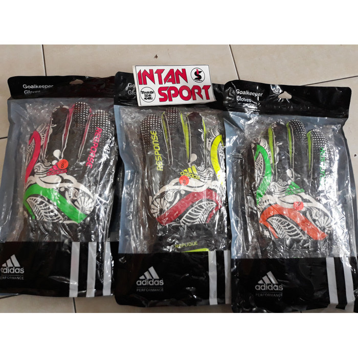 HOT SALE SARUNG TANGAN KIPER (TULANG) BOLA&FUTSAL ADIDAS hijau