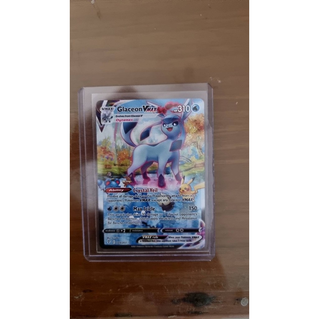 Glaceon VMAX - 209/203 - Alternate Art Secret Rare Sword & Shield Evol