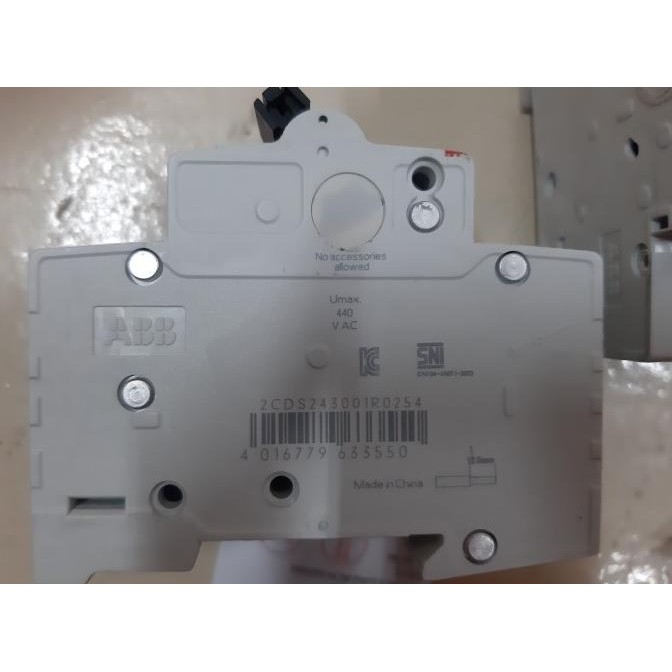 Promo MCB ABB - SH203L - 3P - C -25 ampere, 4.5 kA COD