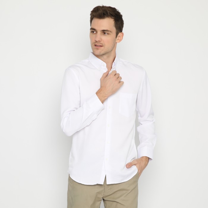 Platini Kemeja Putih Pria Lengan Panjang Polinosic 66014