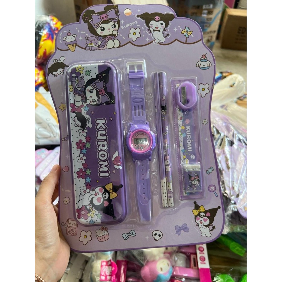 

PAKET Alat Tulis Set Pensil Set Motif Sanrio Alat Tulis Lengkap Jam Tangan Anak Sanrio Kuromi Chinamooroll Melody