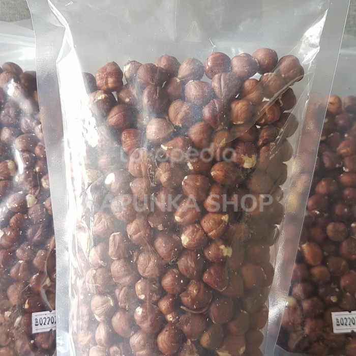 

ROASTED HAZELNUT 250 GRAM / KACANG HAZELNUT PANGGANG 250GRAM