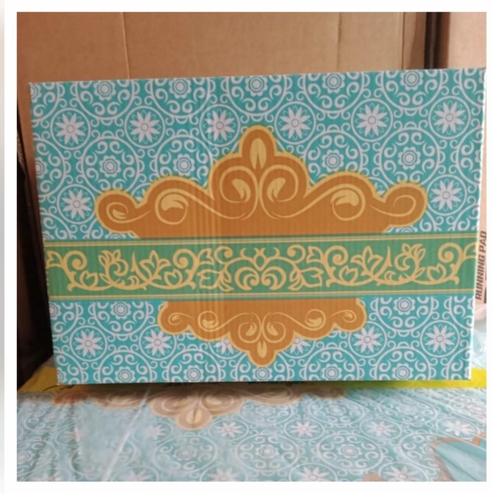 

Kardus Parcel Lebaran Ukuran L