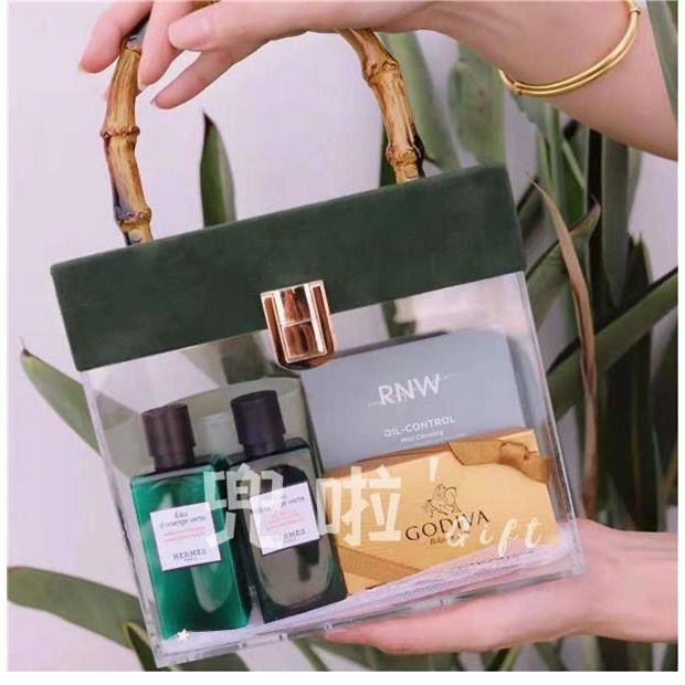 

Tas Akrilik / Kotak Hampers / Tas Souvernir / Tas Parcel Lebaran / Hampers Idul Fitri / Kotak