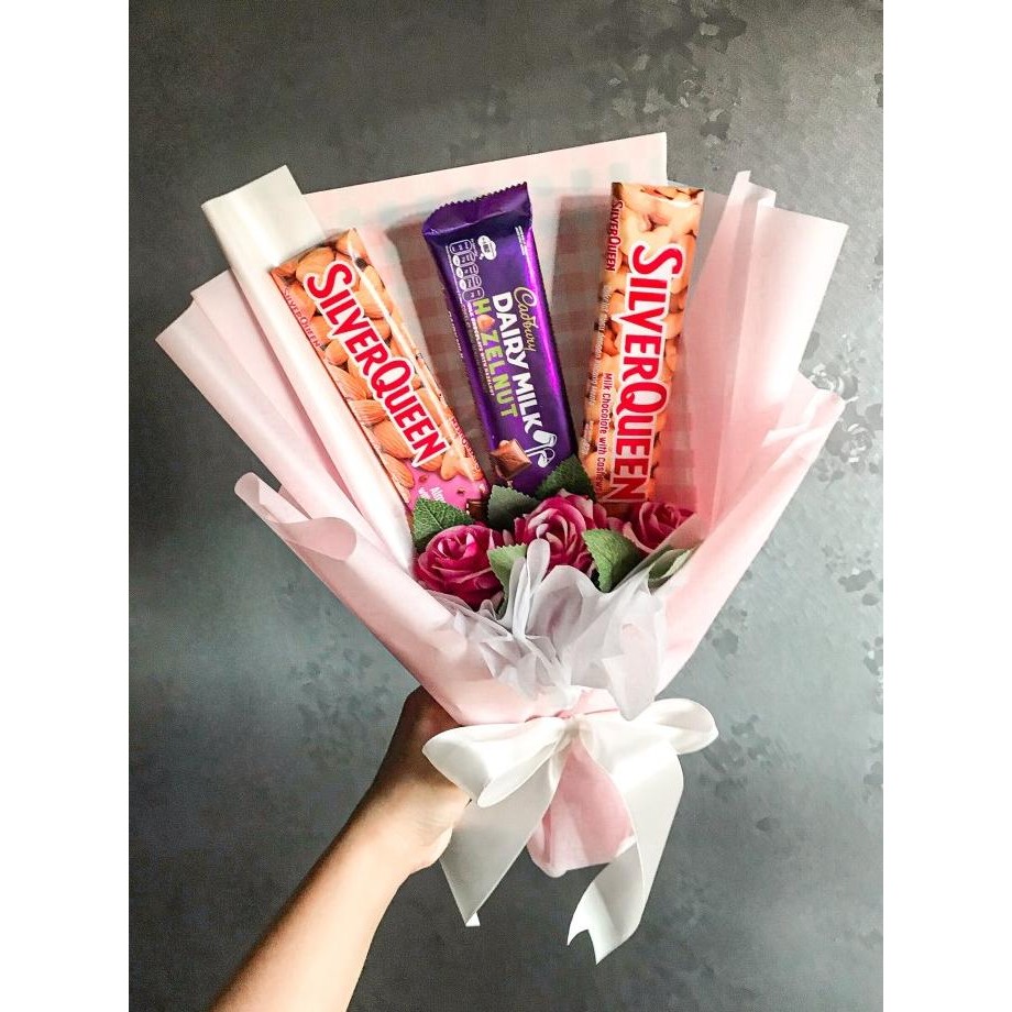 

Buket Bunga Snack Valentine Coklat Murah Ready Stock