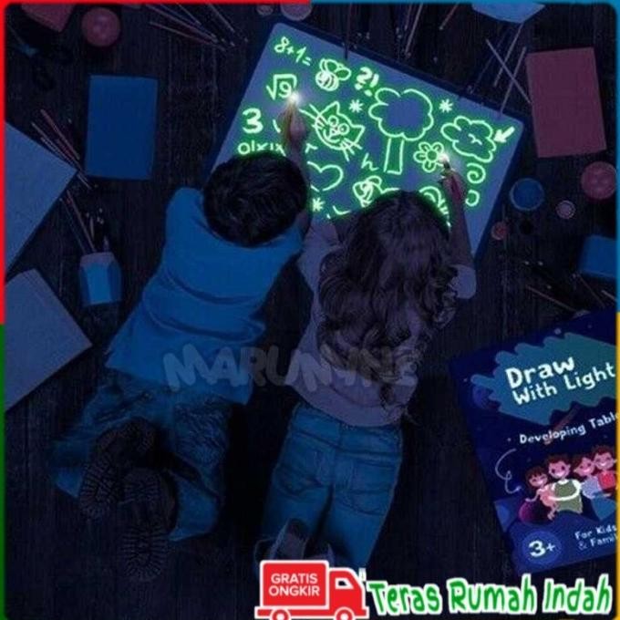 

Promo Mainan Edukasi Menggambar Ajaib A4-Buku Gambar Ajaib Glow In the Dark COD