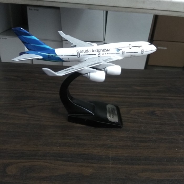 Best seller ~`~ Boeing 747-400 garuda ~~~