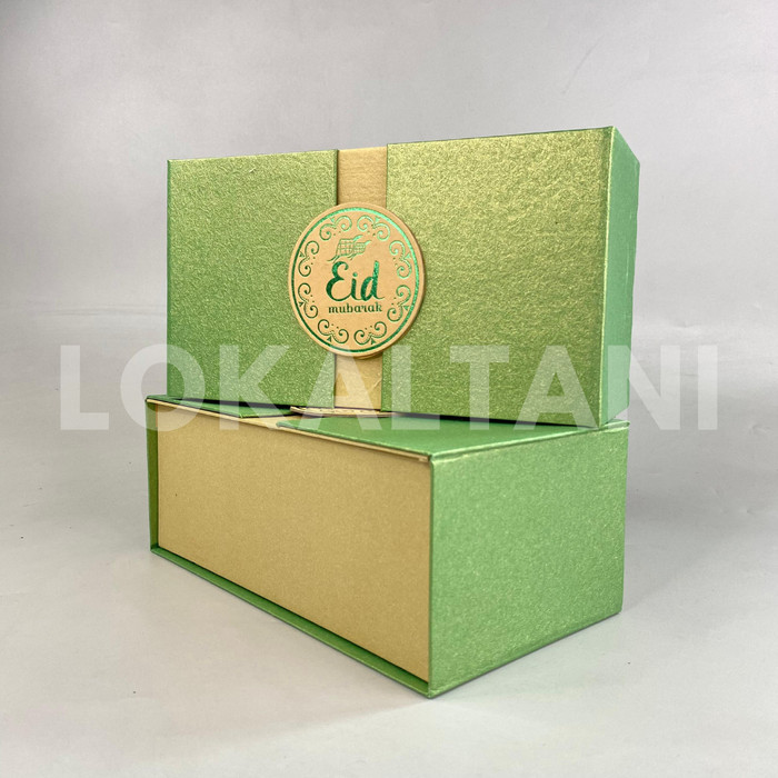 

Box Kue Kering 2 Toples 250Gr/Box Setengah Lapis Lebaran Emblem Tengah