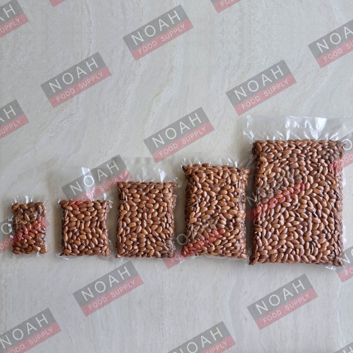 

KACANG ALMOND MENTAH UTUH 1 KG RAW WHOLE ALMOND BLUE DIAMOND 1 KG