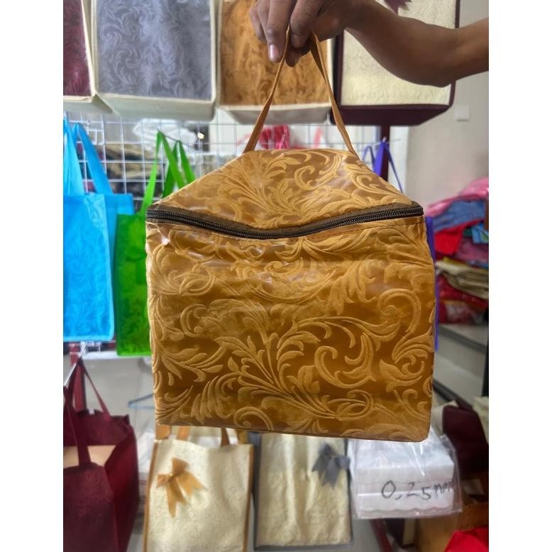 

COD HARGA LUSIN ISI 12 BIJI- TAS HAJATAN KUBUS EMBOS PREMIUM TEBAL ASLI 70 GSM SIZE 22x22 -PAKAI RESLETING- er-87