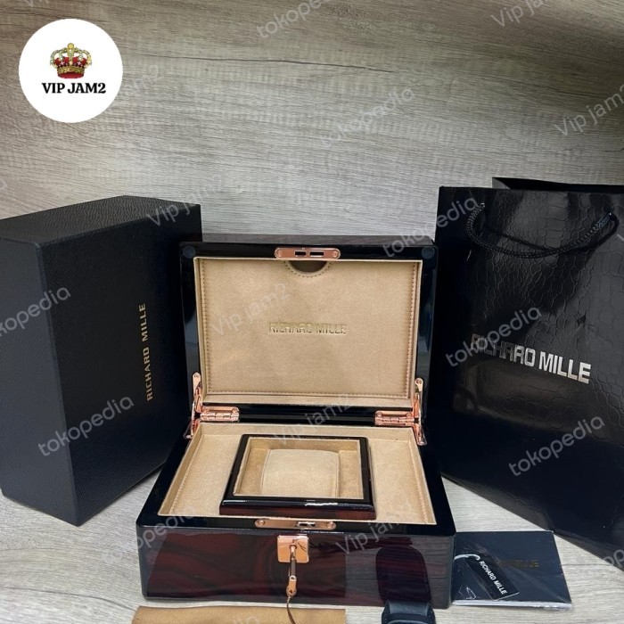 KOTAK JAM TANGAN KAYU RM RM FULL SET NEW