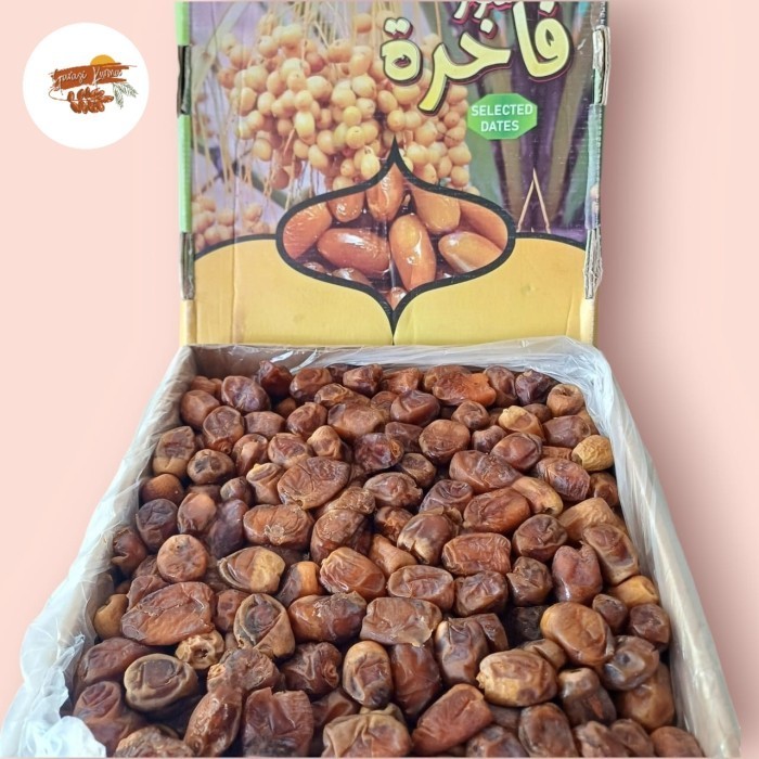 

Kurma 5kg Shoidi libya / kurma Soidi Libya / Kurma Sukari Libya / kurma kering