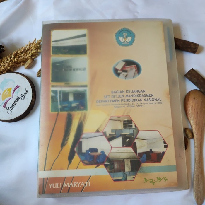 

Buku BINDER KAMPUS MAHASISWA mulus Original Preloved