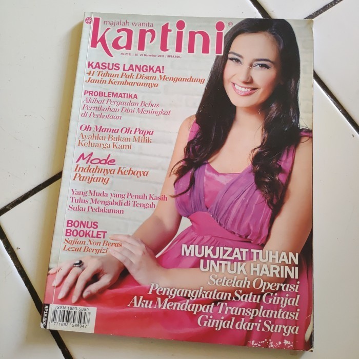 Buku Majalah Kartini Desember 2011 Mukjizat Tuhan untuk Harini Original Preloved