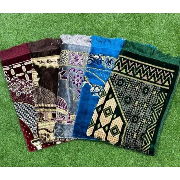 sajadah tebal 5 cm lembut lembut dan halus