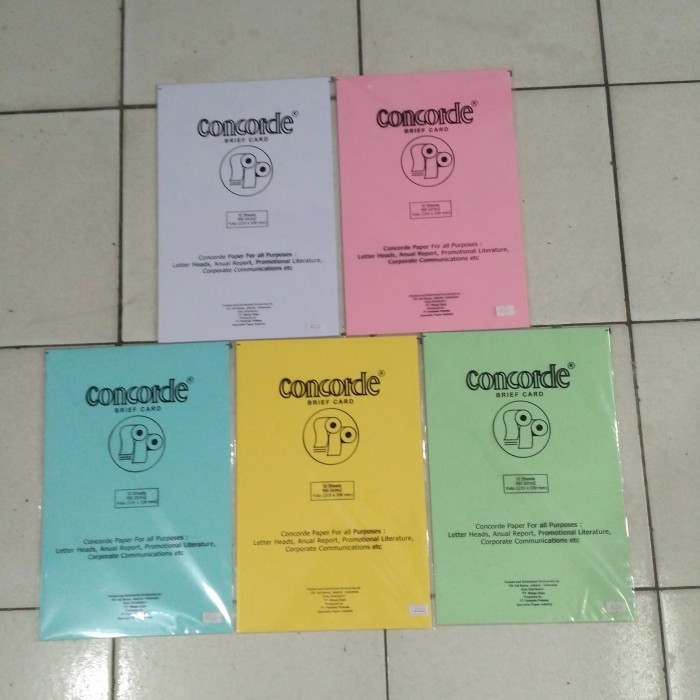 

Concorde Kertas F4/160 gram 1 pack isi 10 sheets.