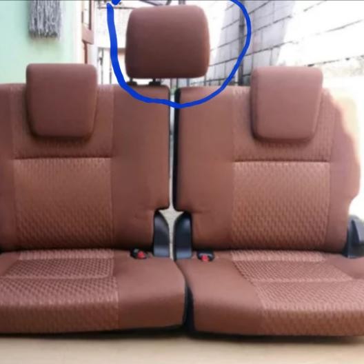 headrest jok innova G reborn bagian tengah jok belakang