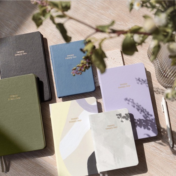 THE PAPER BUNNY 2022 Regular Planner/diary agenda jurnal organizer