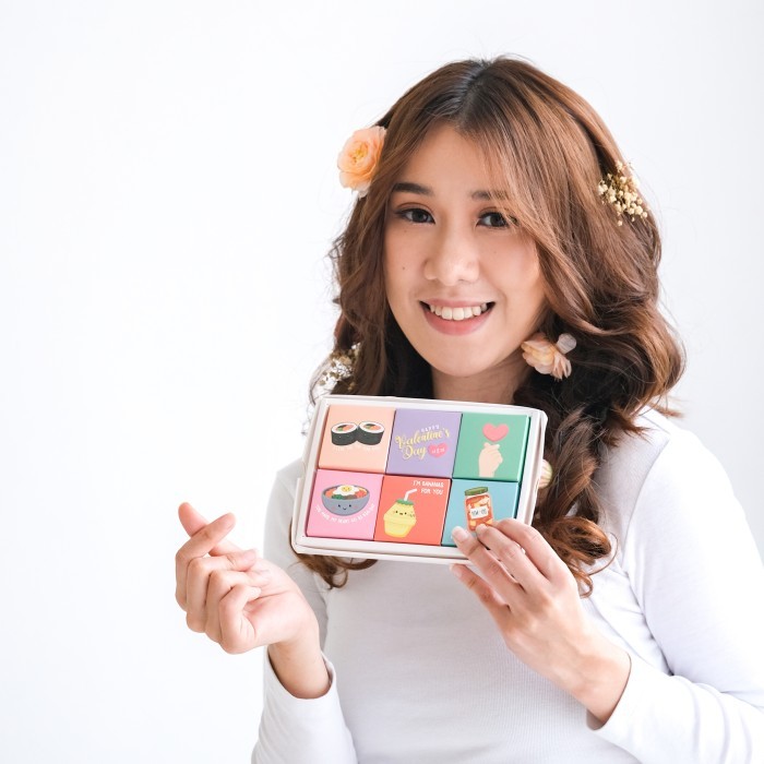 

COKLAT VALENTINE BOX 6PCS - LETTER BOX - COKLAT HARI SAYANG
