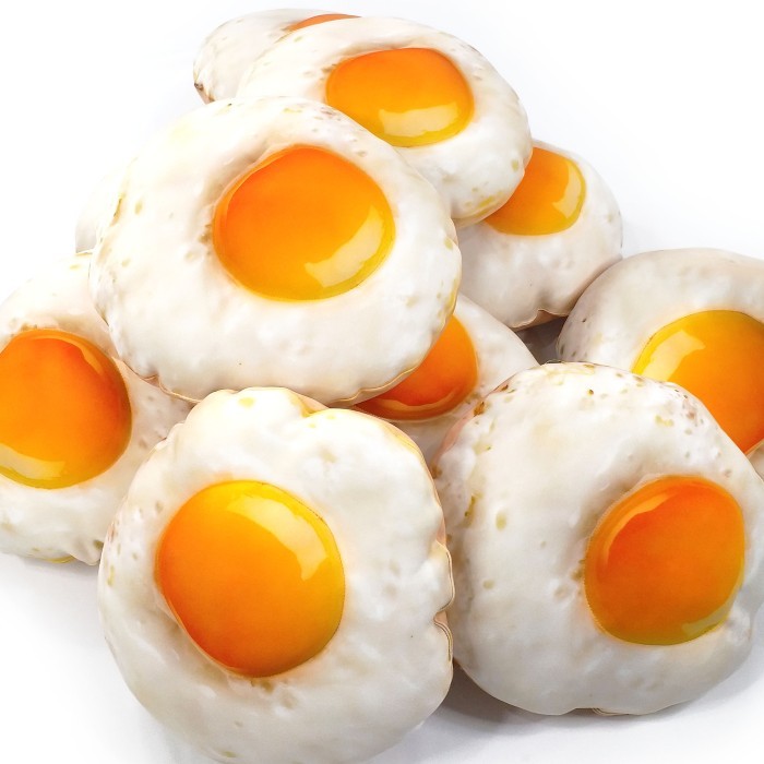 

BONEKA TELUR CEPOK UNTUK PENGGEMAR TELOR AYAM KAMPUNG MATA SAPI