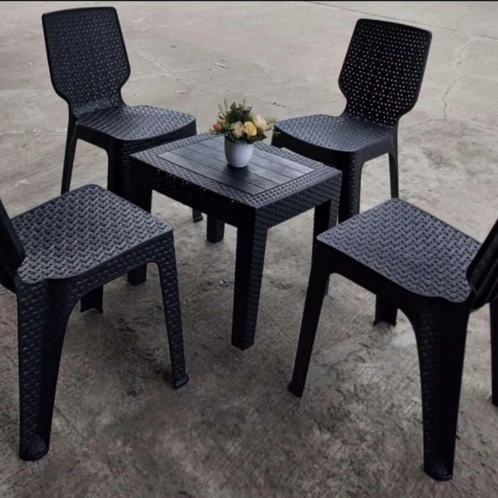 Bangku Plastik Sender Kursi Plastik Sender Rotan / Kursi Taman Tabitha