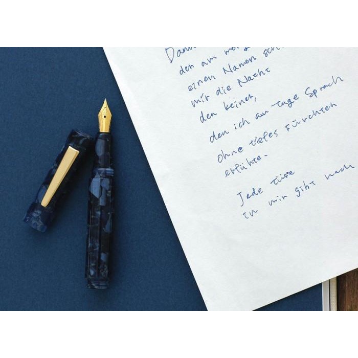 

Hightide Attache Fountain Pen / Pulpen Berbahan Premium Terlaris Original