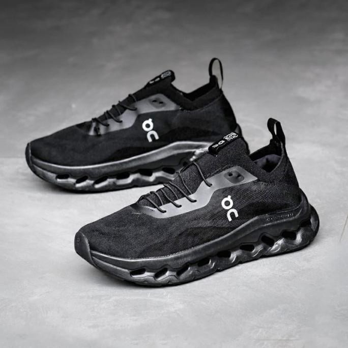 On Cloudtilt Running X Loewe All Black Sepatu Sneakers Pria Cindyaulia572