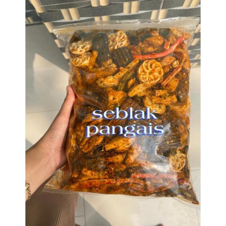 

Sale Kerupuk Seblak Campur Mix/Aneka Seblak Kerupuk Campur Pedas Cikruh 1 Kg Murah