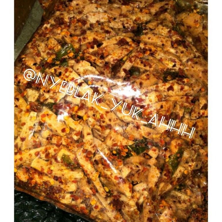 

Ori Cod Basreng Baso Goreng Basreng Stik Pedas Basreng Kering Cabe Asli Daun Jeruk 1Kg Premium