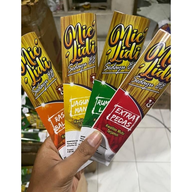 

Buruan Mie Lidi Karakter Isi 50Pcs Mix 3Varian Rasa High Quality