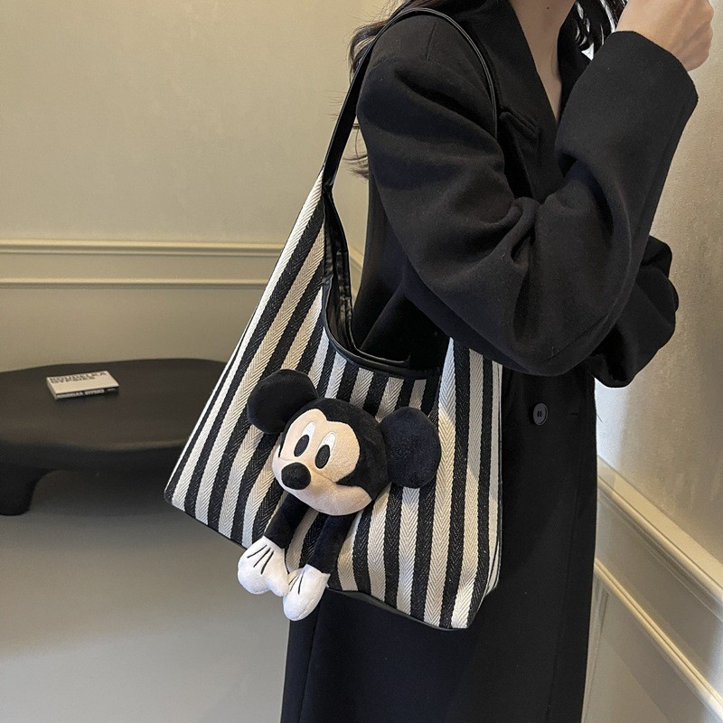 Tas Bahu Boneka Lucu Tas Tangan Kain Kapasitas Besar Wanita