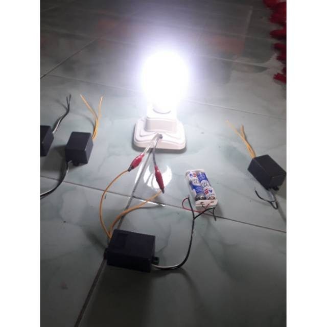 Mini inverter DC 1,5 volt to AC 220volt