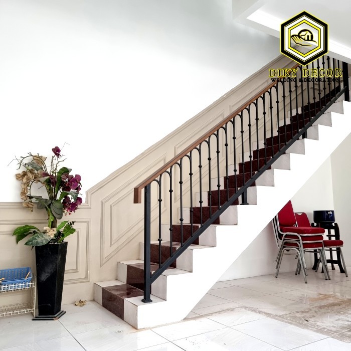 Railing Tangga Minimalis Klasik