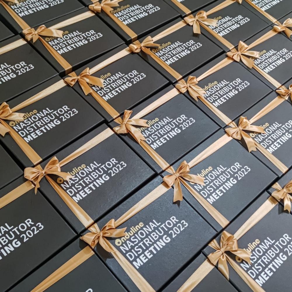 

COD Custom Premium Hardbox - Kotak Kado Custom 27x22x8cm hard box custom nt-77