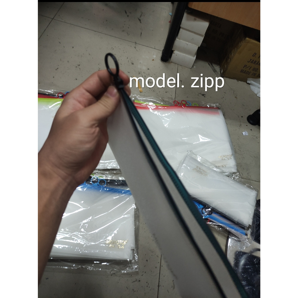 

map zipper plastik micro top acua kode PA 57 f4/ pa 56 a4/ pa 54 a5/ pa 53 a6 satuan