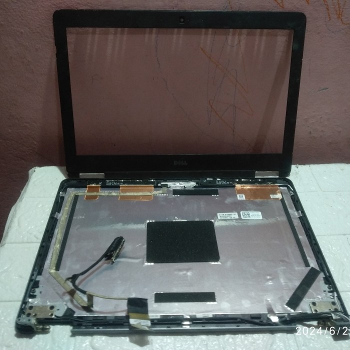 CASING LCD LAPTOP DELL E5270