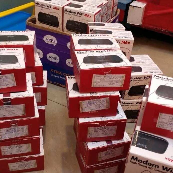 MODEM WIFI SMARTFREN M6X LIKE NEW