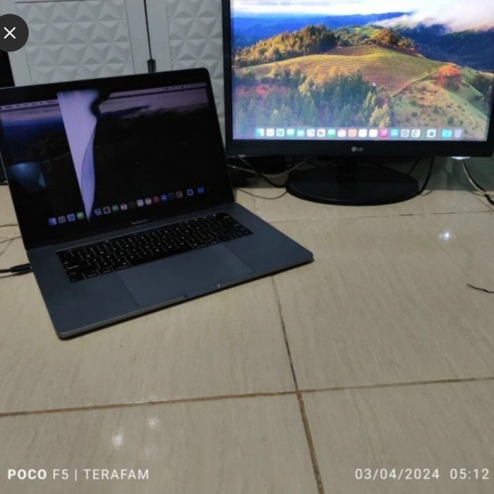 LOGICBOARD MACBOOK PRO 15 INCH A1990 DUAL VGA 2018 2019 TOUCHBAR TANPA LCD