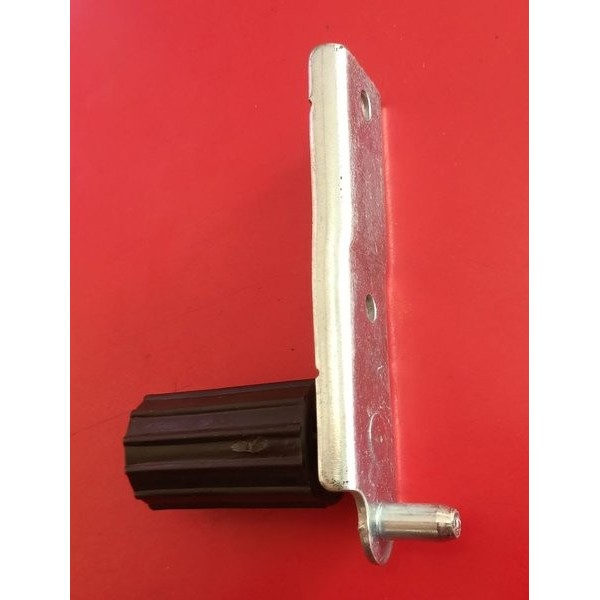 HND ENGSEL KAKI BAWAH PINTU KULKAS LG FREZEER DAN 1 PINTU D08